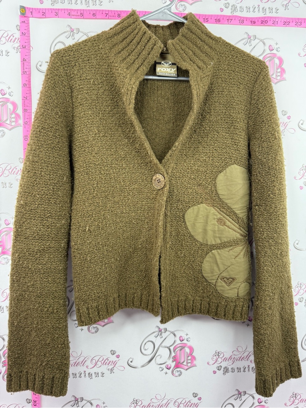 Roxy sweater y2k wool Olive Green Textured Knit Cardigan RARE Floral Appliqué